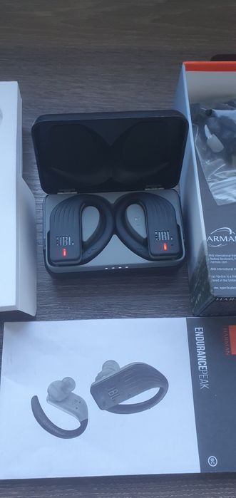 БЛУТУТ СЛУШАЛКИ JBL endurance peak