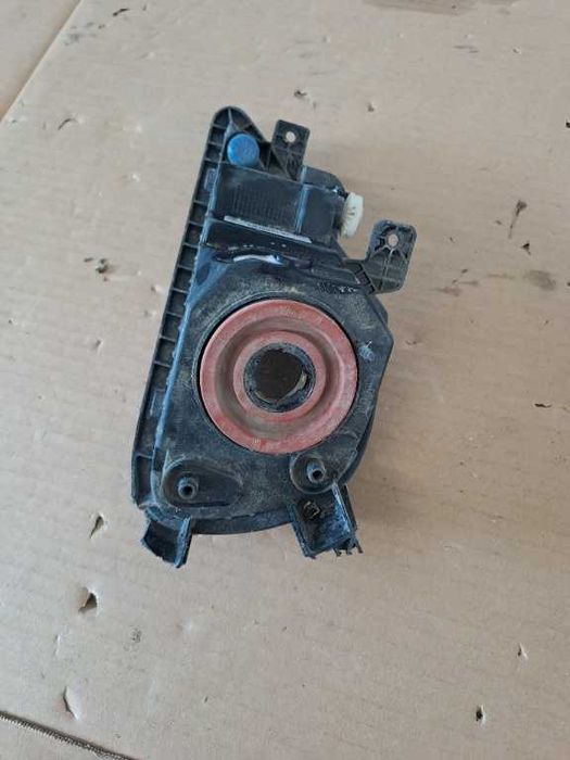 Proiector stanga original VW Touareg an 2014-2018