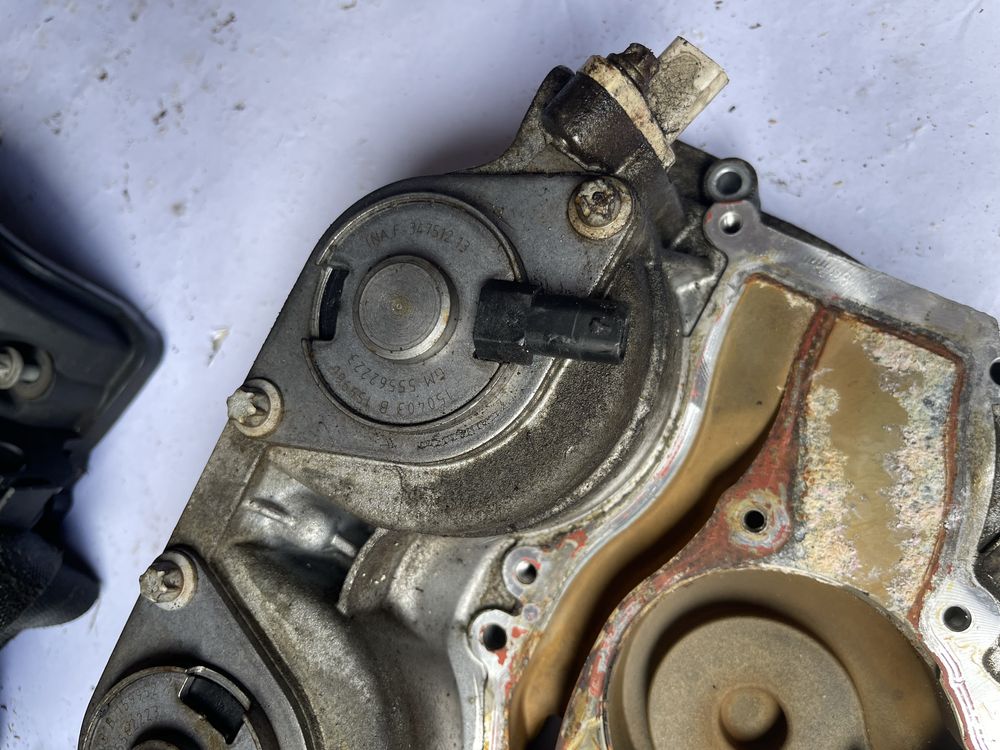 Маслена Помпа Opel A12XER A14XER 1.4 Turbo