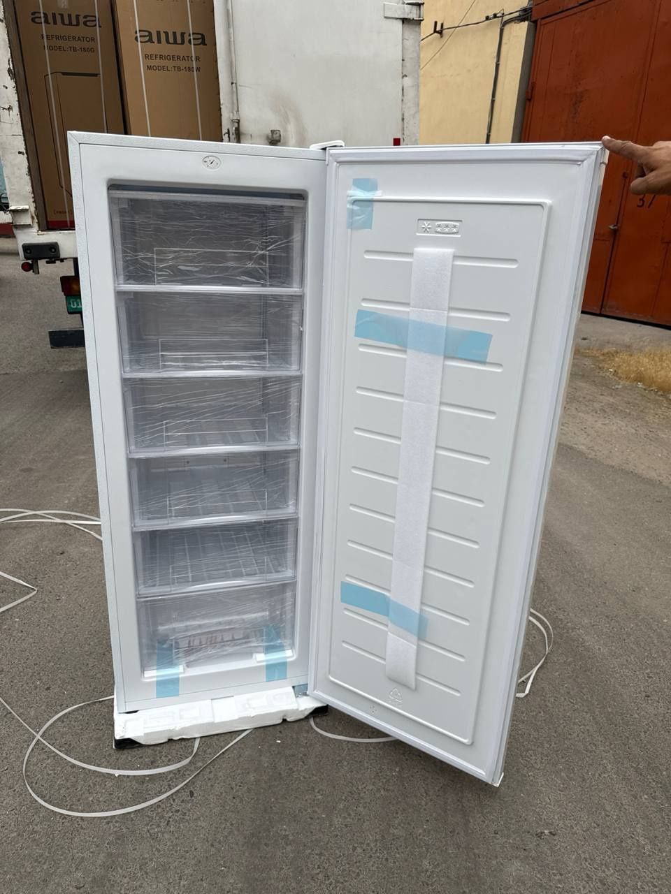 Холодильники Aiwa  классика
