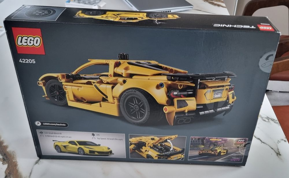 LEGO Chevrolet Corvette Stingray