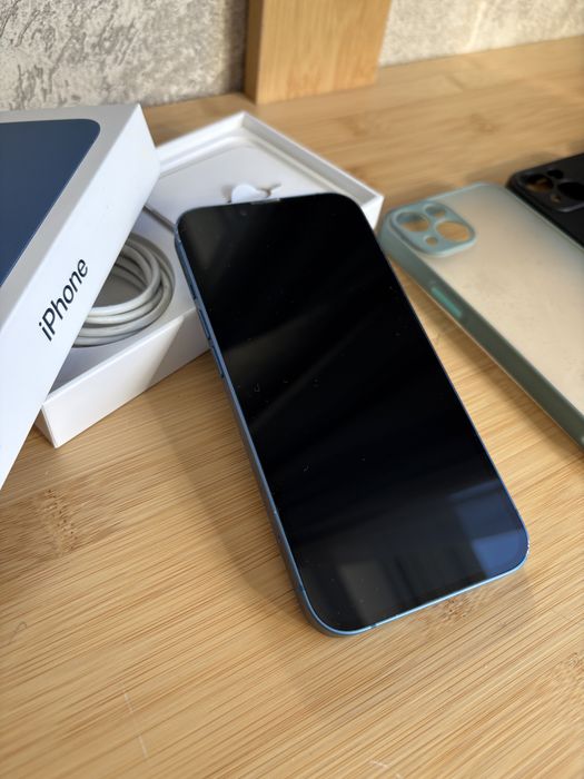 IPhone 13 + много подаръци