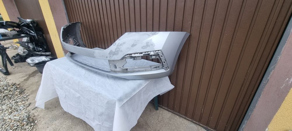 Bara fata Skoda Octavia 4