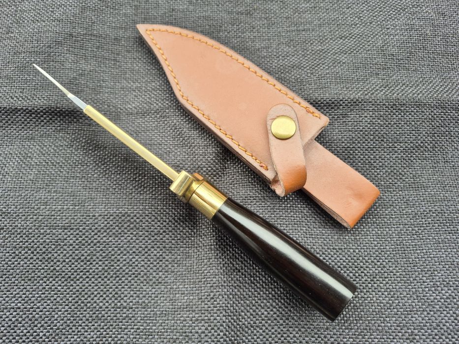 Нож Bowie "Expendables"/"Непобедимите" малък с кожена кания