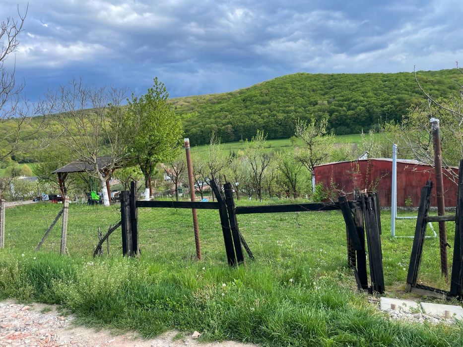 Teren de vânzare în Corunca