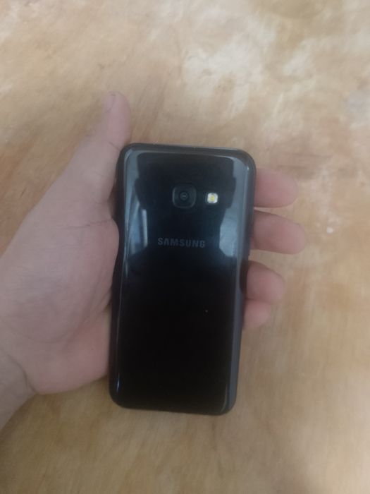 Samsung a3 zur holatda