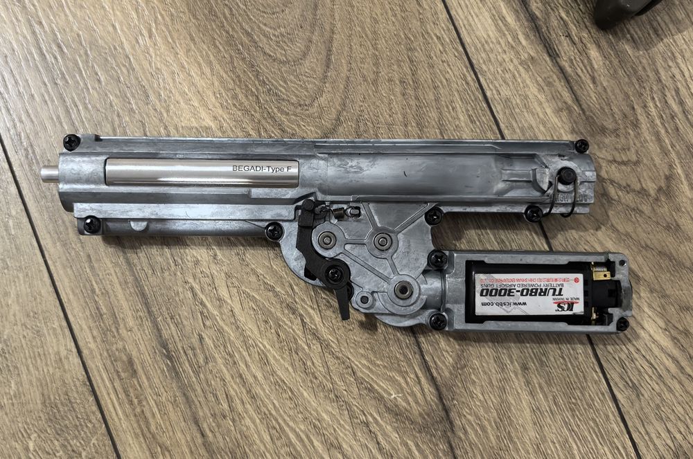 ICS L85 Airsoft Еърсофт реплика + екстри