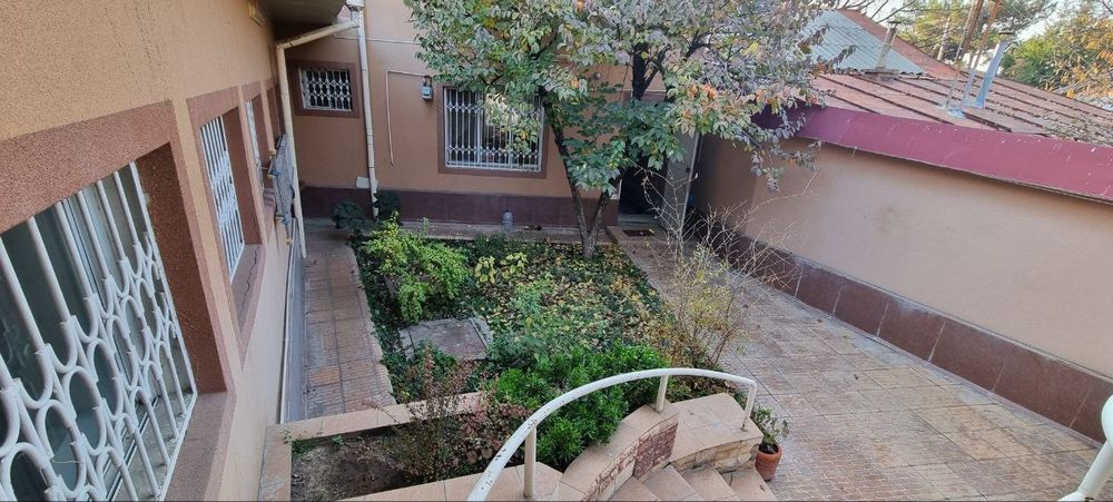 Сотилади Продаётся Дом Яккасарай улица Ивлева 4 Сотки Фасад 23м