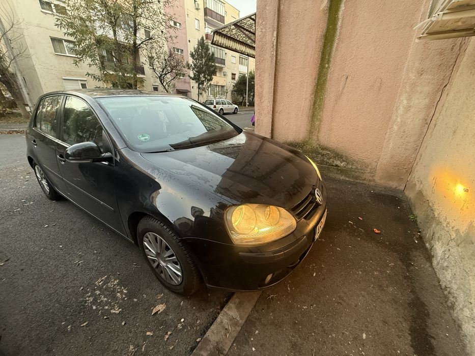 Volkswagen Golf 5 – 1.4 Benzină,