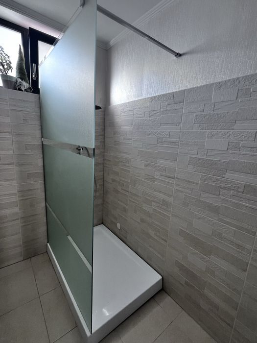 Cada dus + paravan sticla