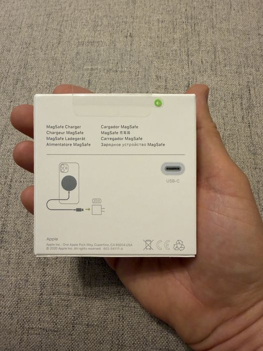 Incarcator ORIGINAL wirless Apple magsafe charger sigilat