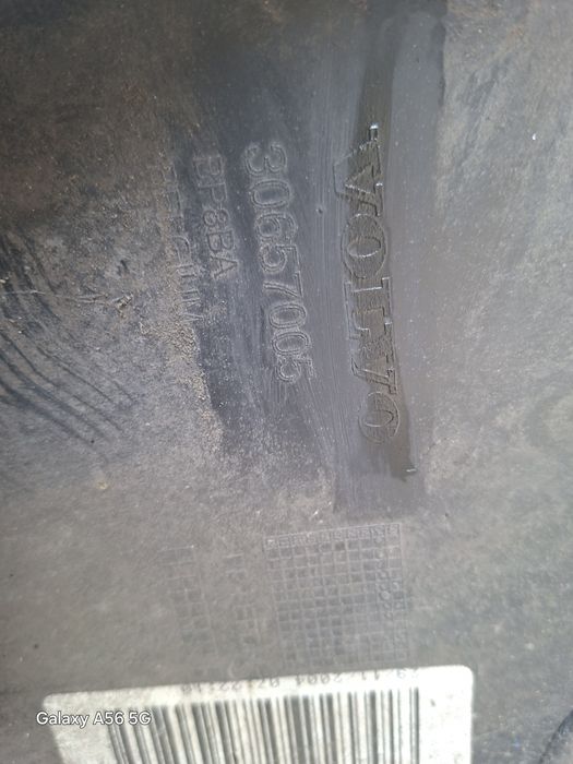 Оригинална предна броня Volvo V50