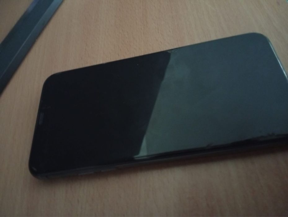 iPhone 11 Pro Max 256GB Space Gray – stare impecabilă + CADOU 4 huse!