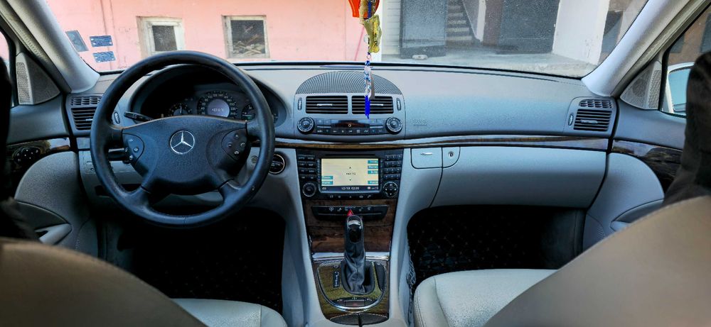 Mercedes E320 224konq 2006g