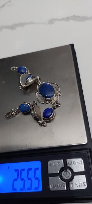 Brățară argint model deosebit cu lapis lazuli