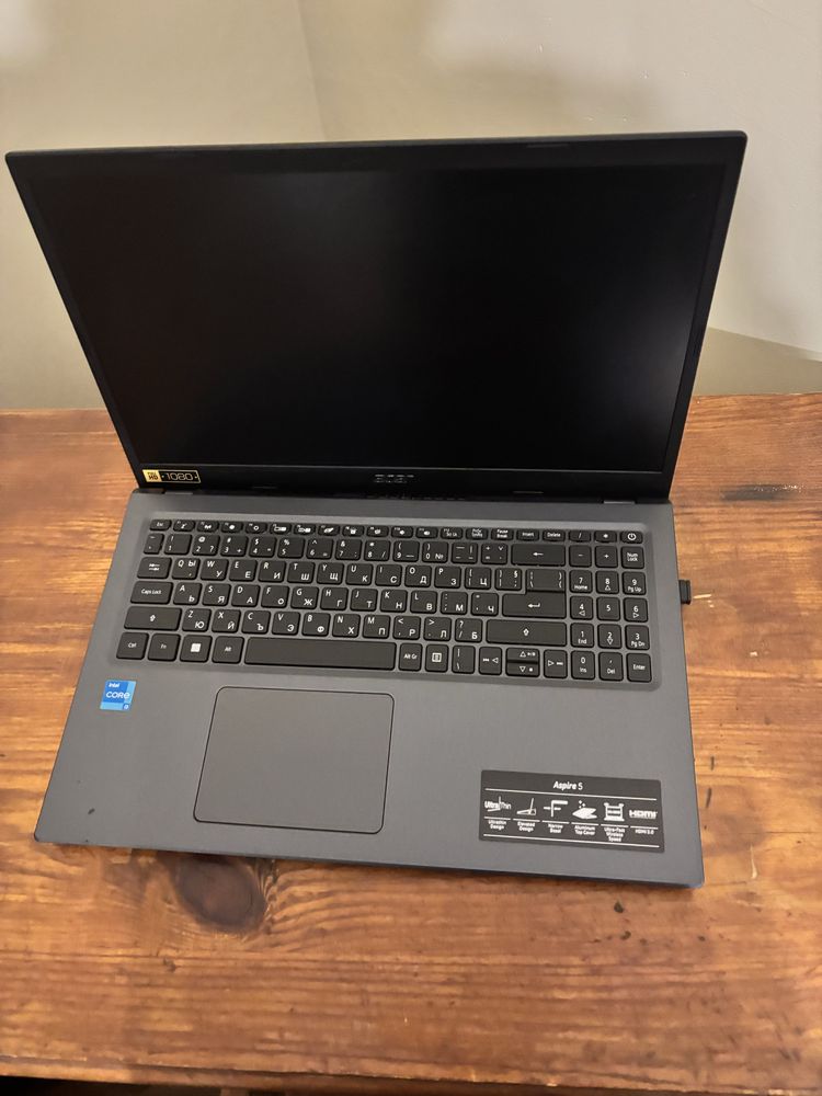 Acer Aspire 5 / i3-1115G4 / 8GB  RAM / 512GB SSD + ПОДАРЪЦИ