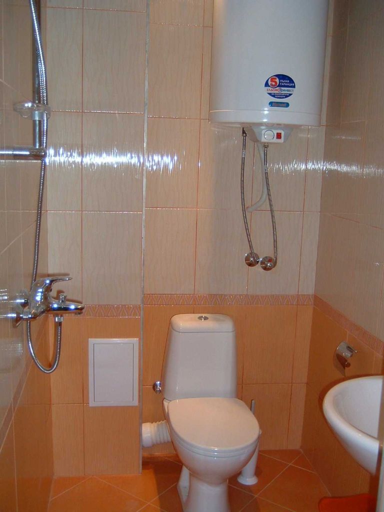 Дава се под наем Офис в Варна, Център - 37 кв.м за 350 € - Снимка #7