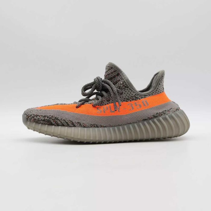 Adidasi Yeezy V2 Carbon Beluga