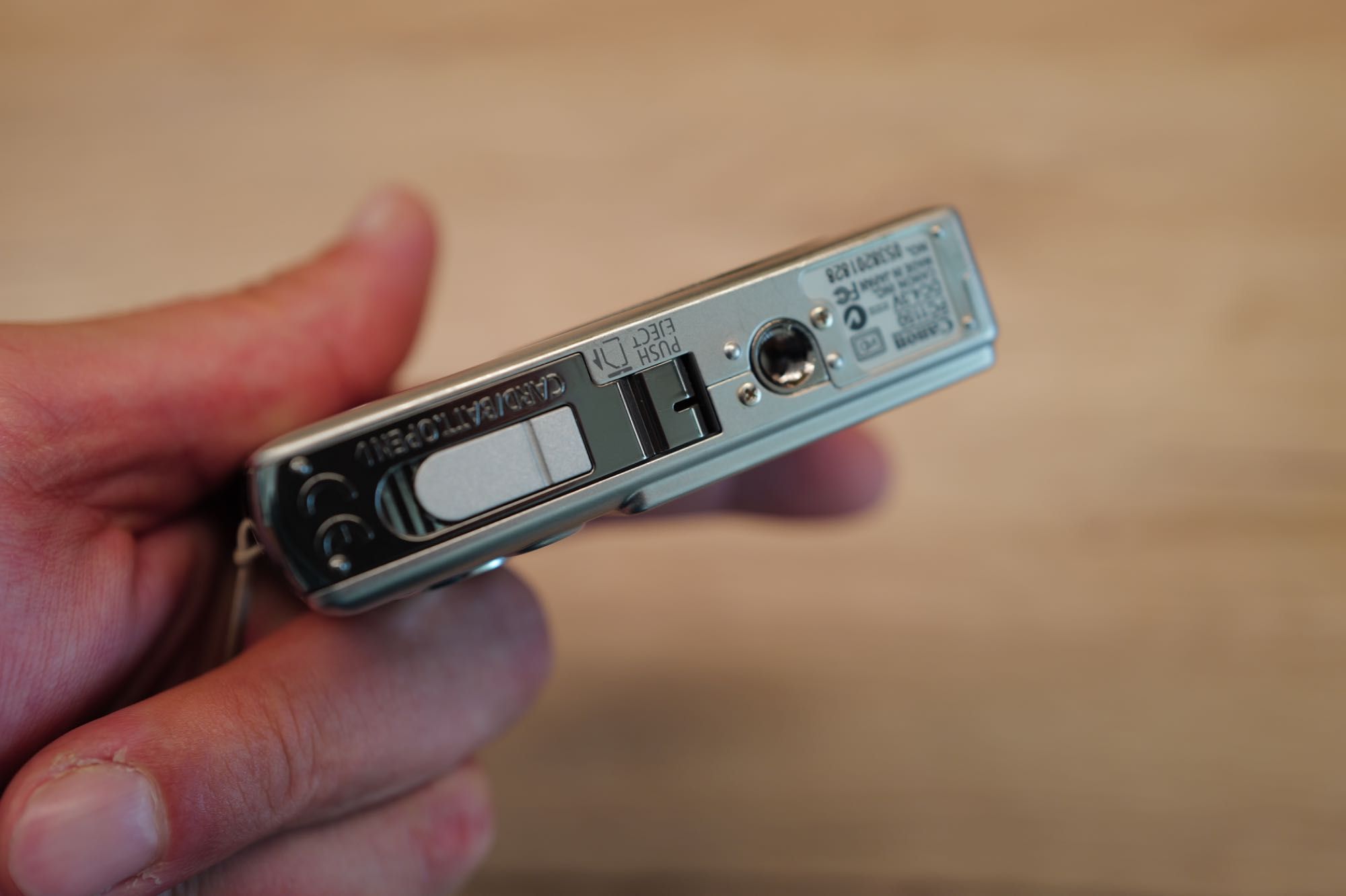 Aparat foto Canon ixus 50 stare perfecta de functionare