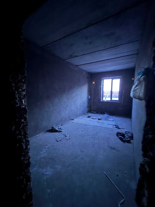 Продаётся 2х комн дуплекс квартира на 1 этаже Ор-р 5 микрорайон Жомий