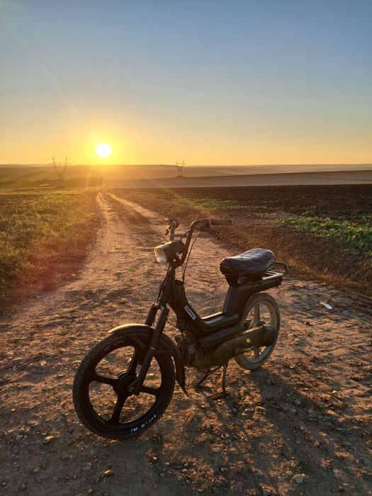 Vând moped piaggio si 43cc