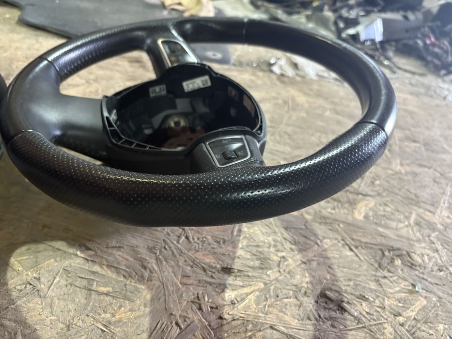 Audi A4 B8 Мулти Волан с Бег