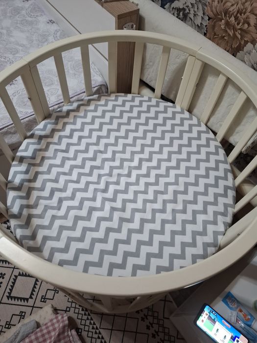 Продам детскую кроватку