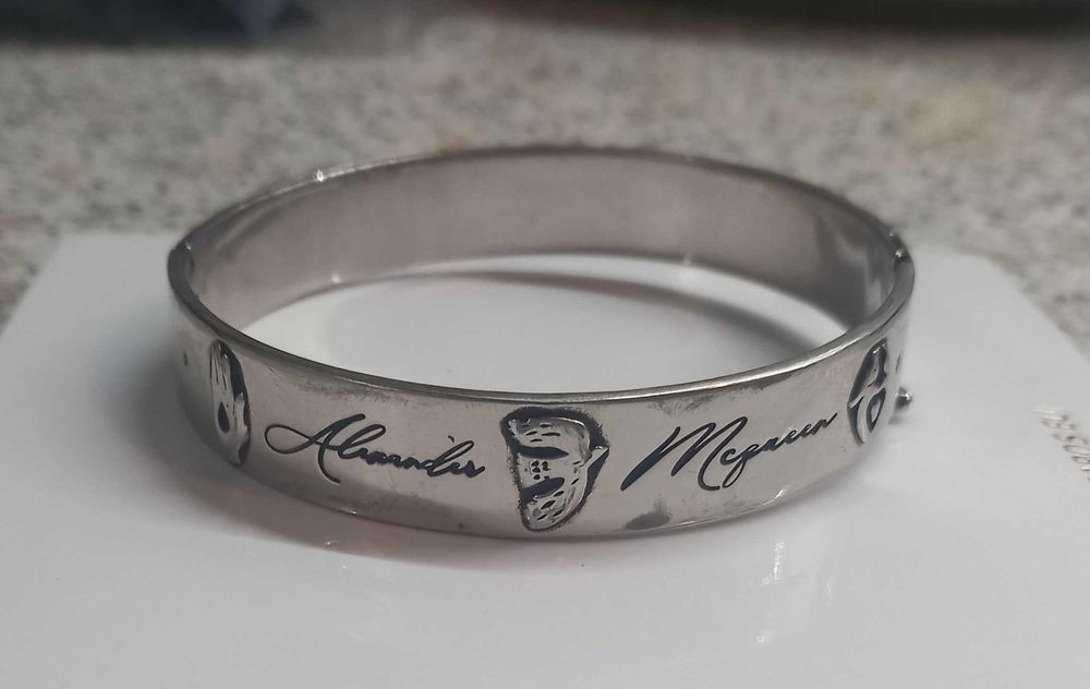 Гривна Alexander McQueen