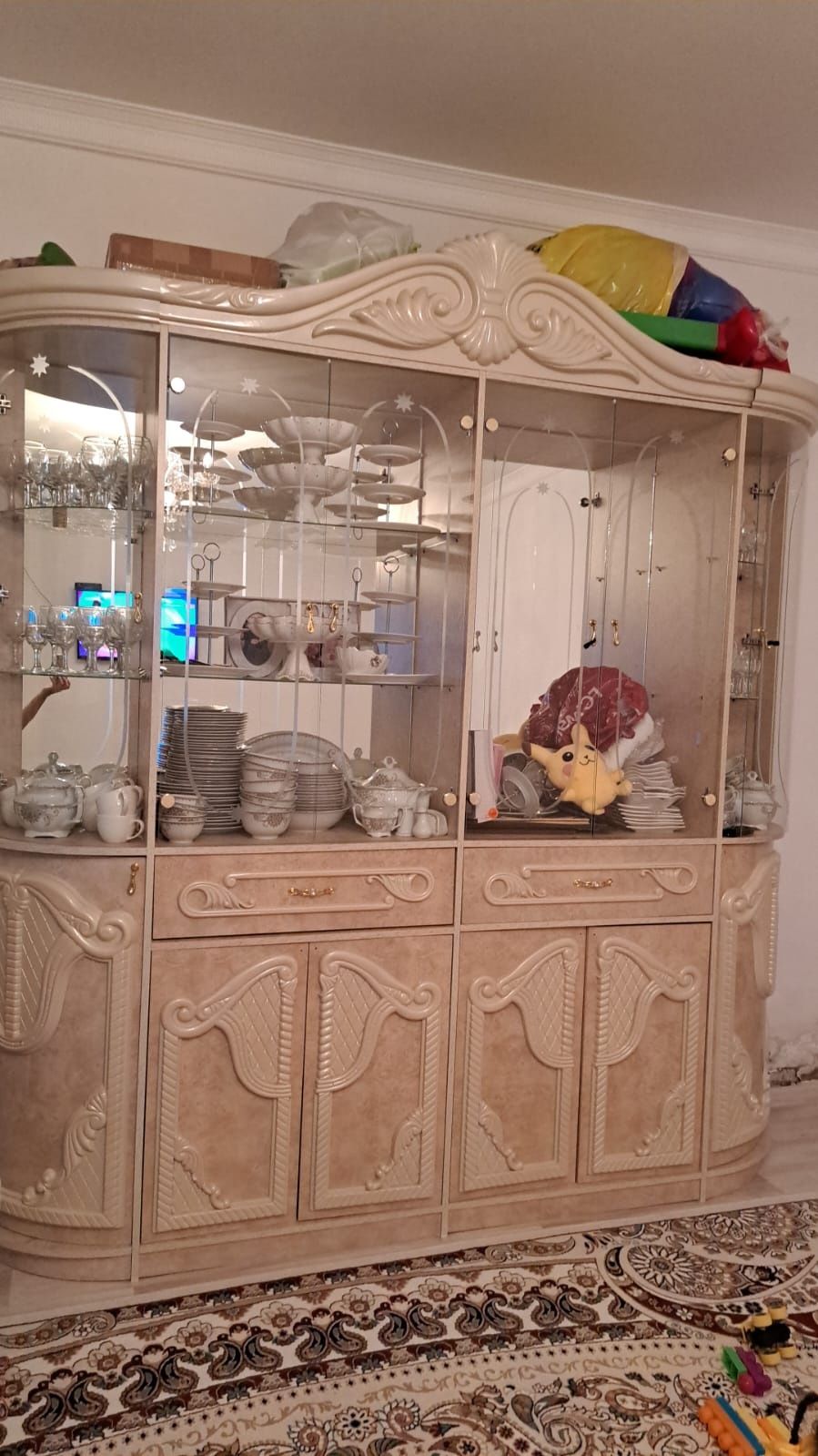 Сервант сатылады
