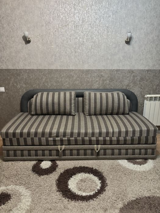 Продам раскладной диван в идеальном состоянии