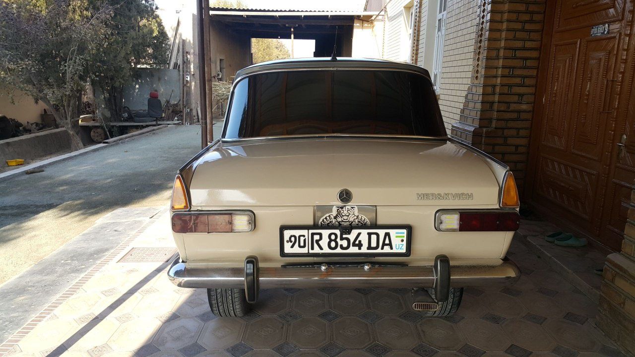 Maskvich-412    .