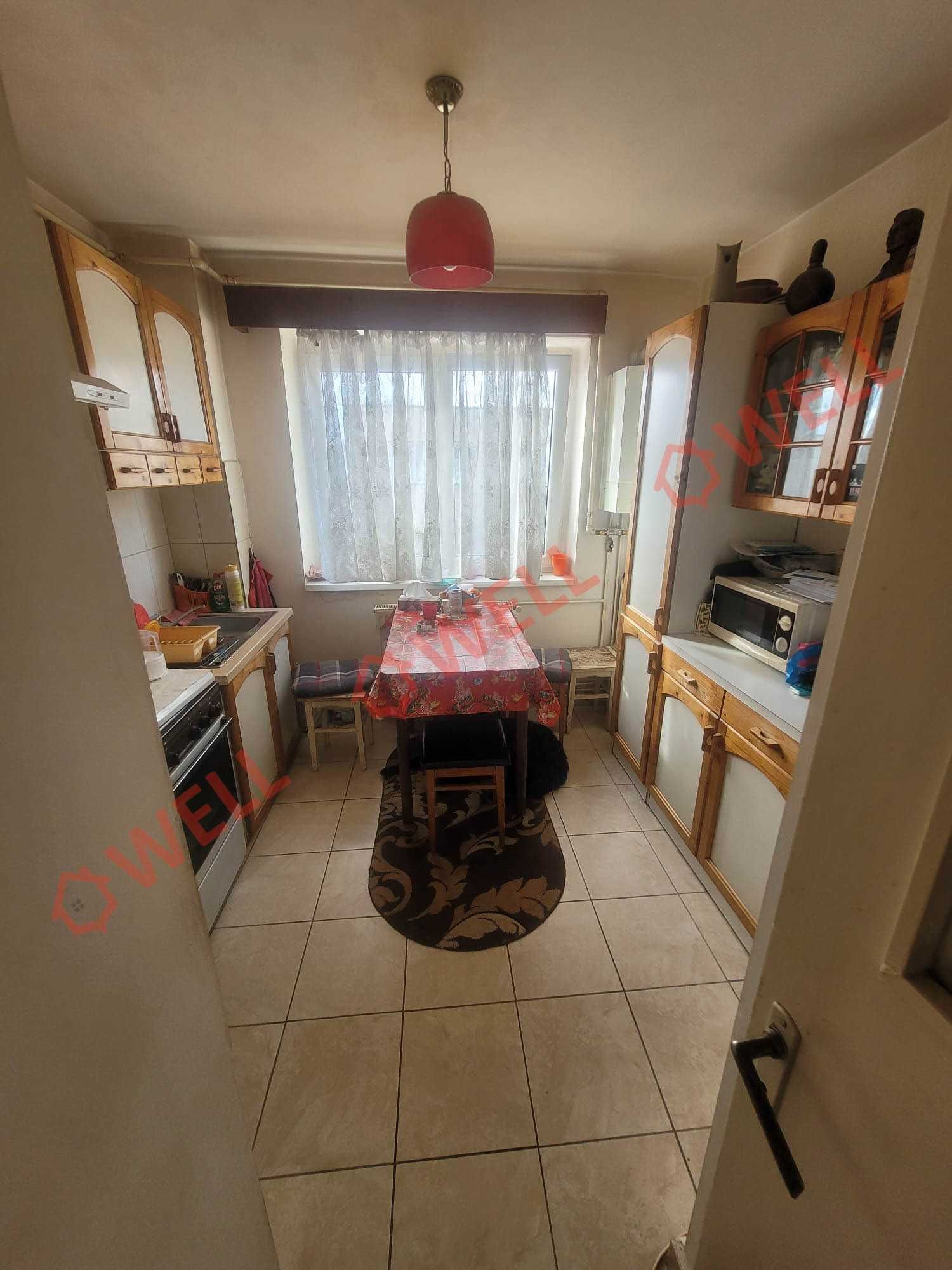 De vânzare apartament cu 2 camere pe strada Rândunicii!