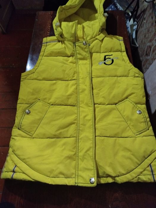 Безрукавки женские, мужские