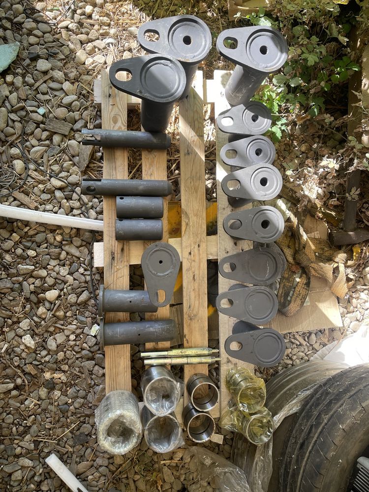 Bolturi Pentru Utilaje JCB