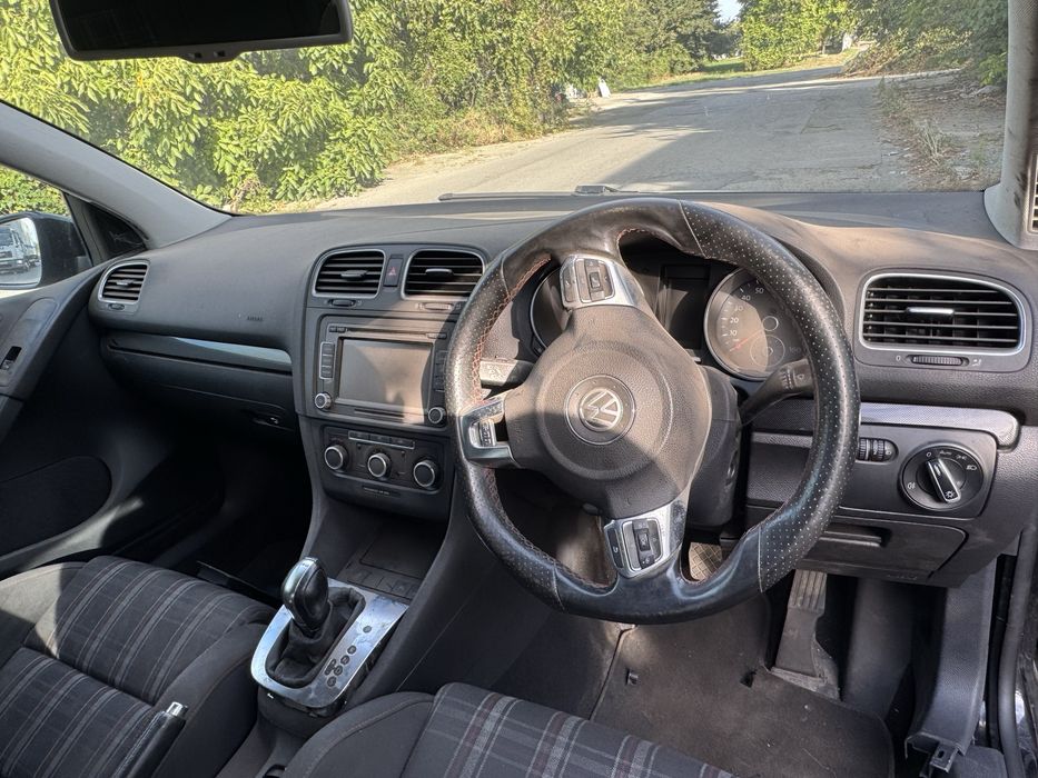 Фолксваген Голф 6 1.6 тди  / VW Golf 6 1.6 tdi dsg НА ЧАСТИ