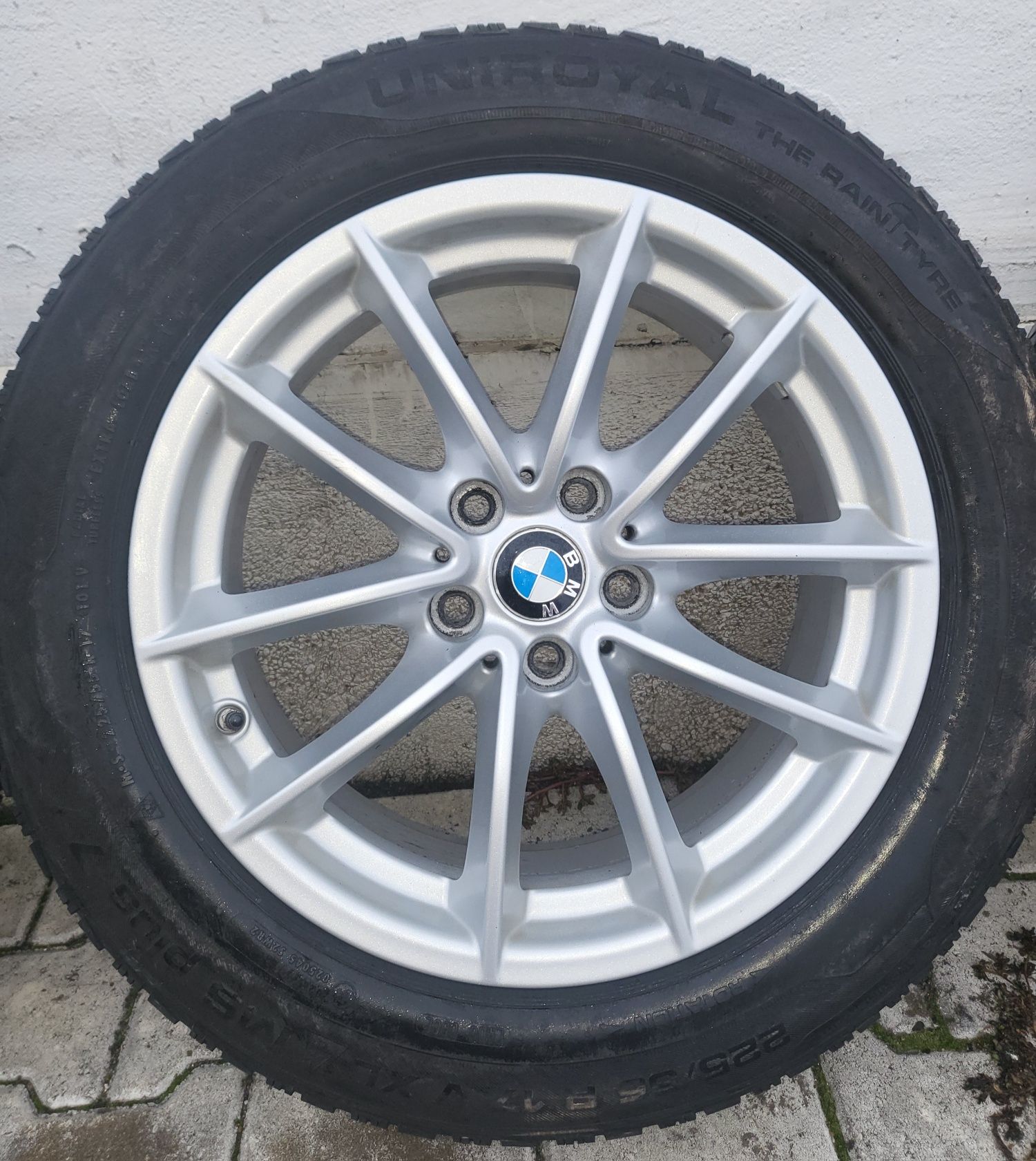 Jante aliaj originale BMW R17, anvelope 225 55 17