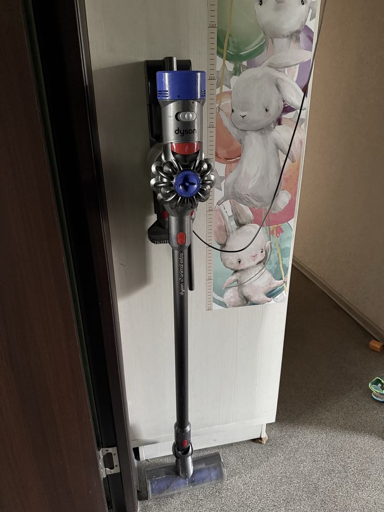 Dyson V7 animal extra пылесос