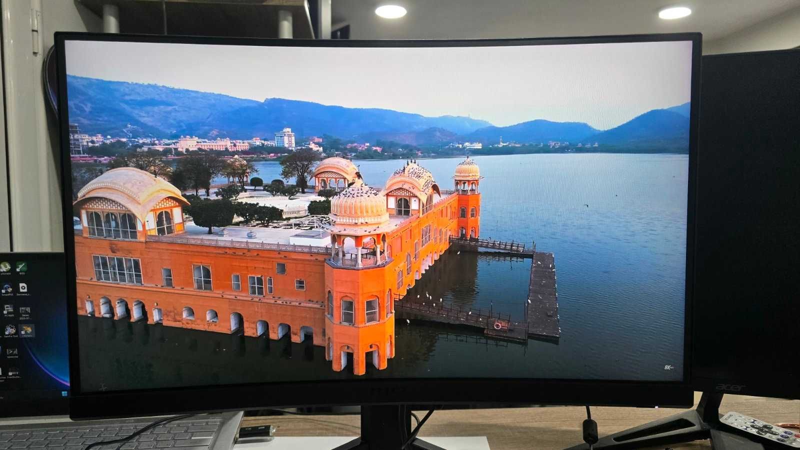 Gaming  Монитор MSI Optix G24C4 144 Hz