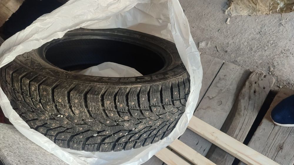 Зимняя резина новая R17