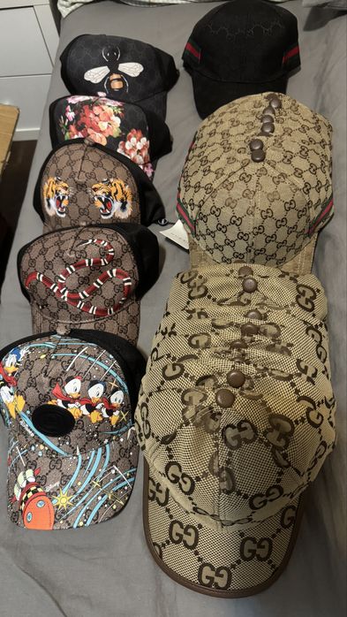 Sepci cu diferite modele, calitate foarte buna