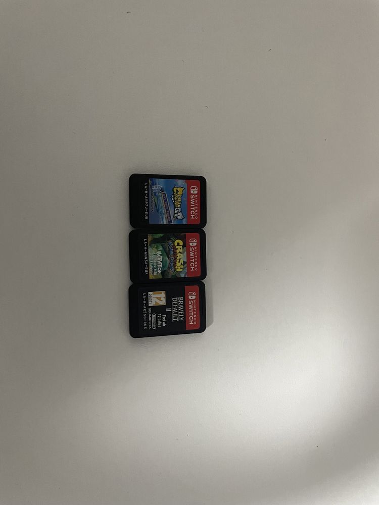 Продам nintendo switch oled