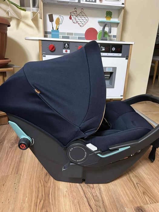 Столче - кошница за кола Peg Perego PRIMO VIAGGIO SLK