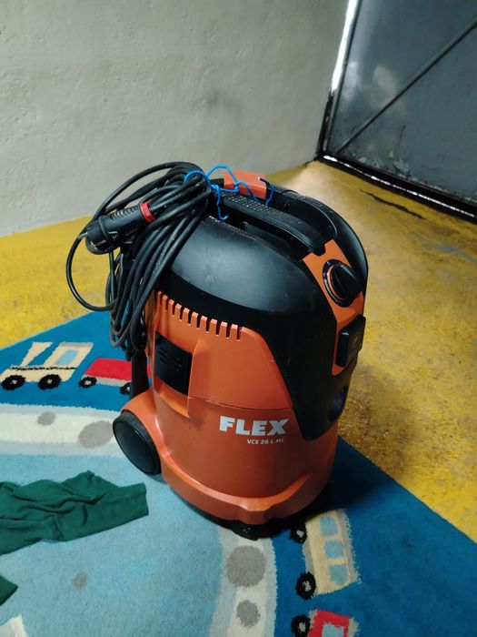 Girafă Flex și Aspirator