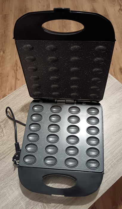 Електрическа преса за орехчета