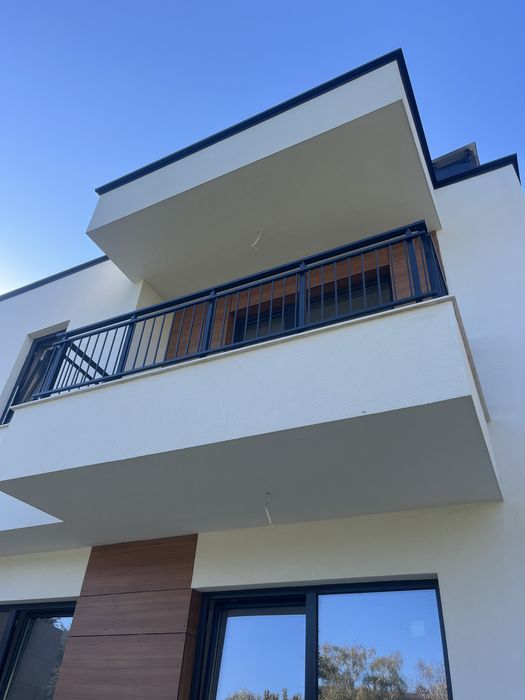 Продава се Къща в Варна, Базар Левски - 250 кв.м за 1400 €/кв.м - Снимка #4