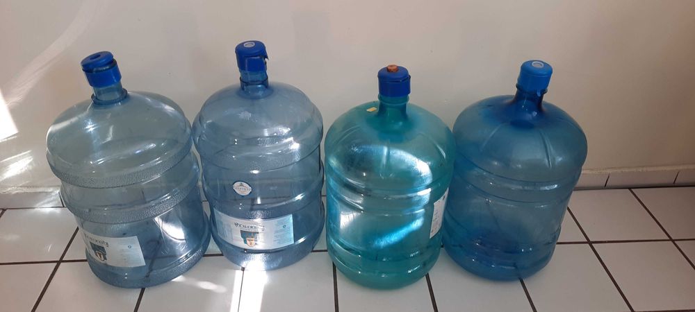 Галони за вода  4 броя