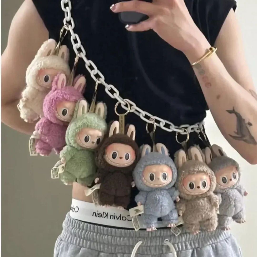 Плюшена играчка Labubu 18см Лабубу плюшен Ключодържател