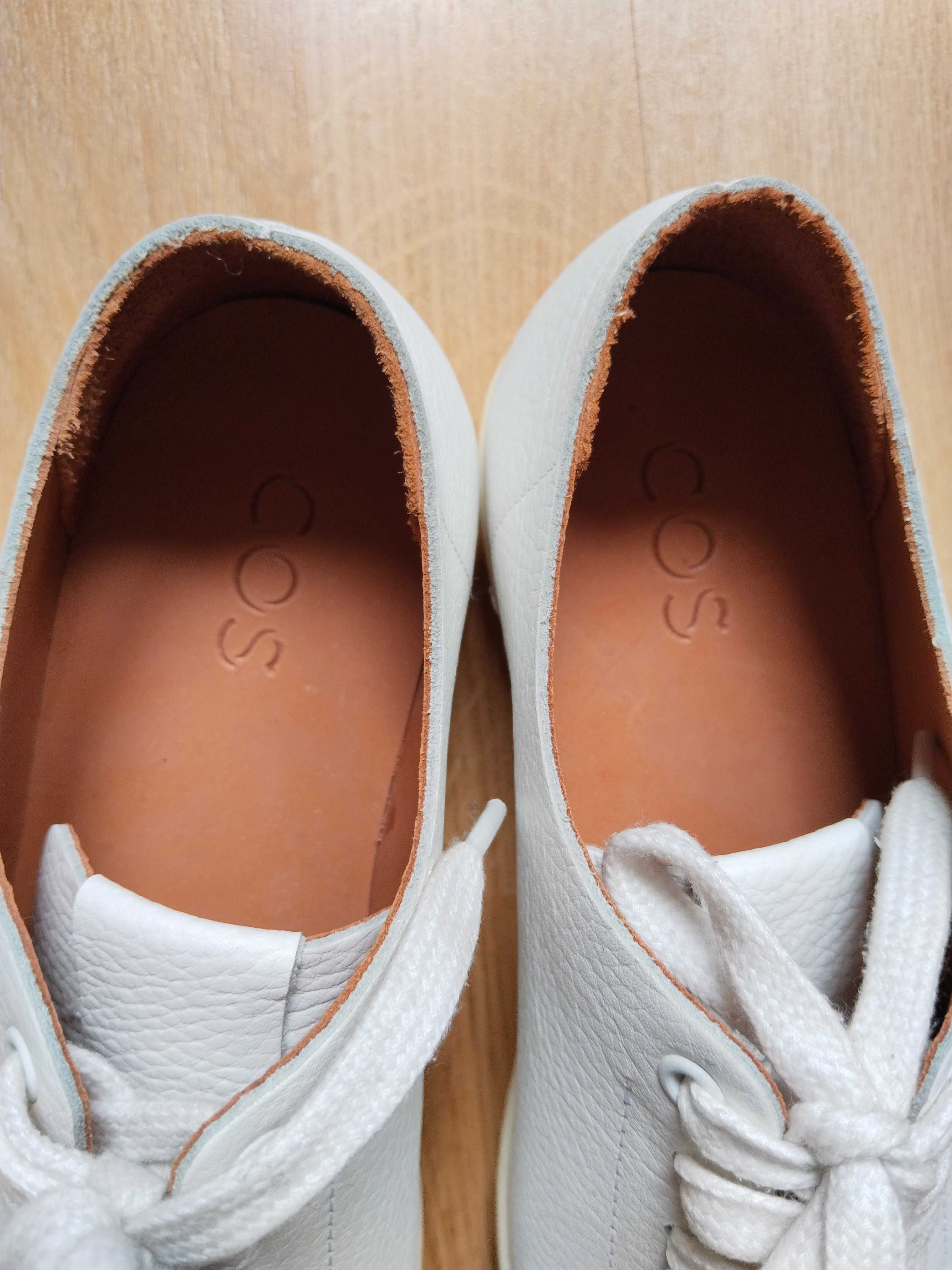 Cos белые кроссовки кеды из натуральной кожи - US 6 - неношенные