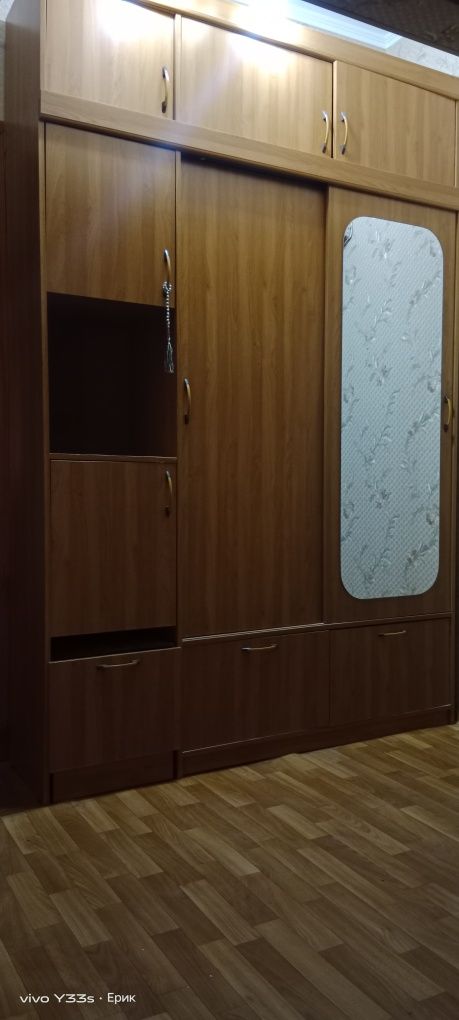 Мебель для прихожий  продою
