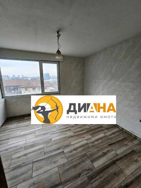 Продава се Тристаен апартамент в Пловдив, Център - 93 кв.м за 1990 €/кв.м - Снимка #2